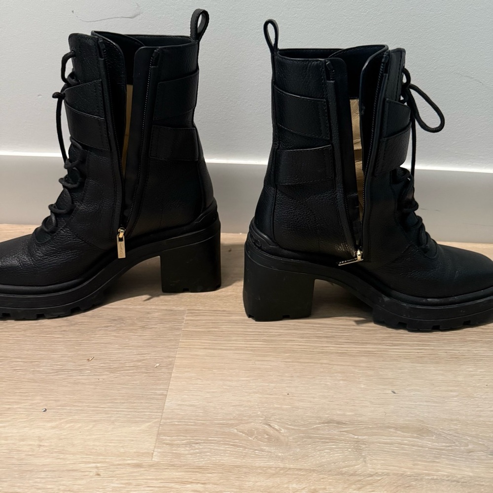 Black Women's Lace-Up Ankle Boots - Picture 5 of 7